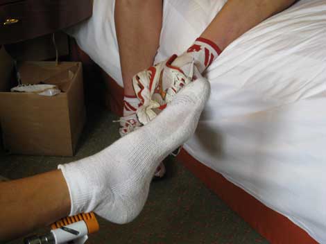 feet