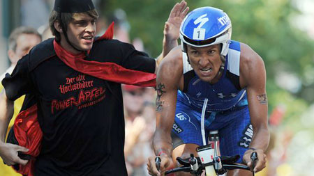 ch-devl-09-05 Chris McCormack very upset on bike